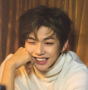 Flac: Once his slave, now his friend. Despite him not knowing too much about the fox, he cares a lot and tries to look after him. He’s even helped him become a master. Now they get to explore this friendship together.